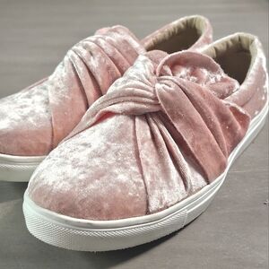 Size 9 Wanted Pink Velvet Slip On Sneakers
